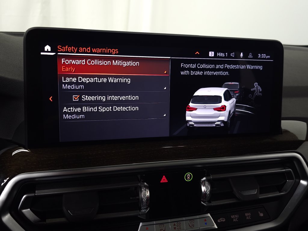 Used 2023 White BMW xDrive30i image 25