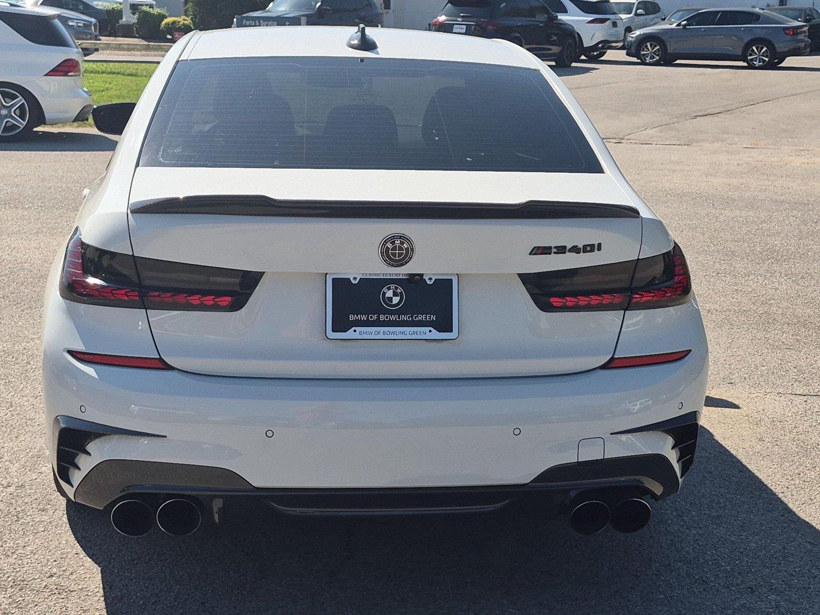 Used 2021 Alpine White BMW M340i image 4