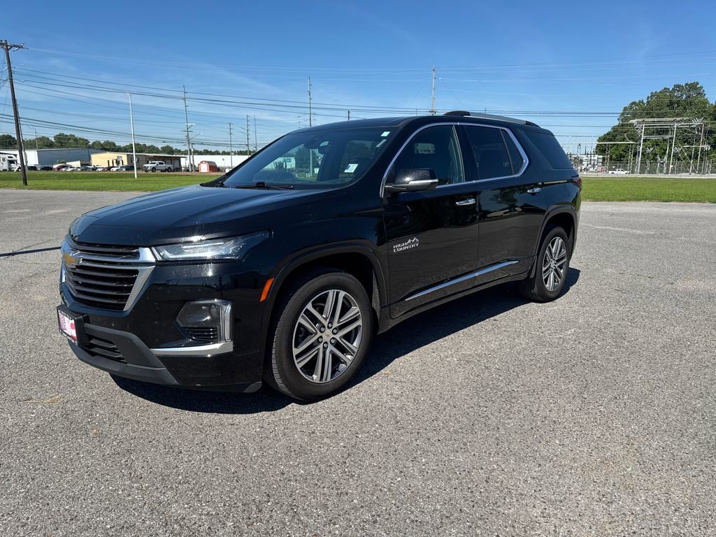 2023 Chevrolet Traverse AWD High Country's photo