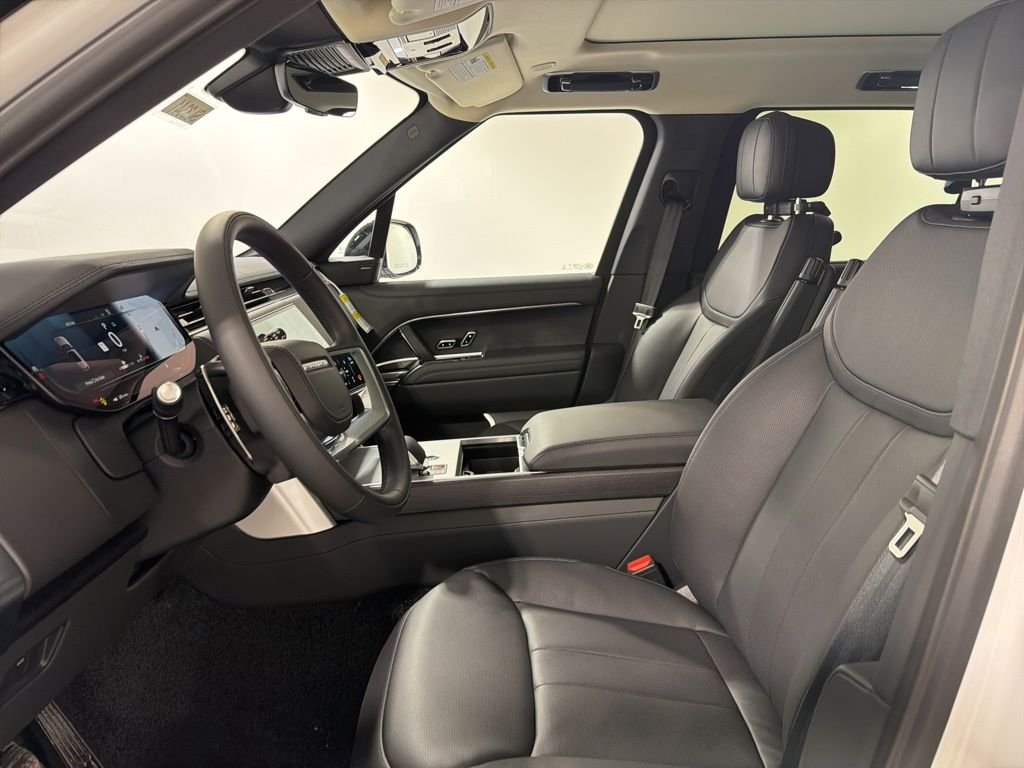 2026 Land Rover Range Rover SE - Photo 11