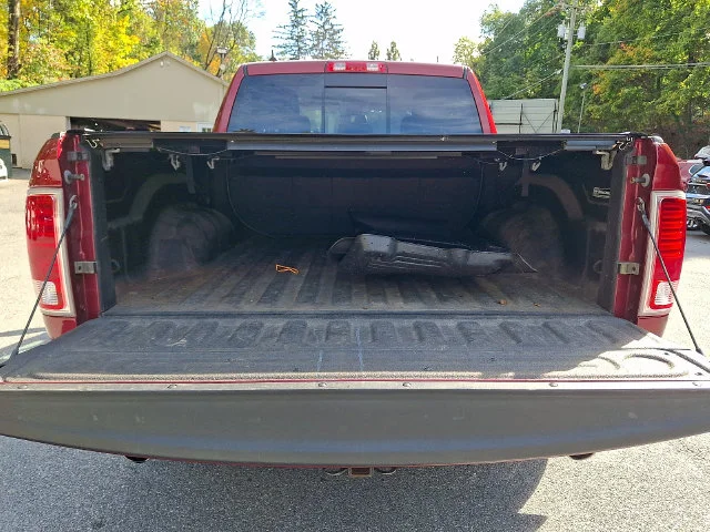 Used 2015 Red Ram Laramie image 31