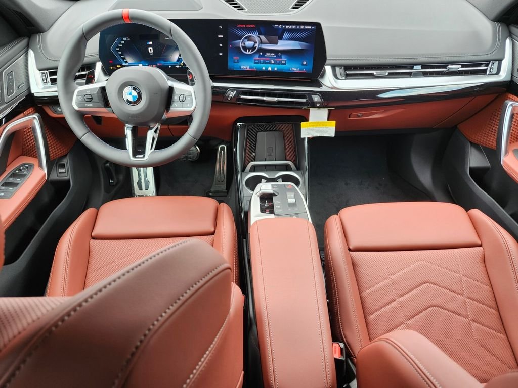 New 2026 Green BMW M35i image 12