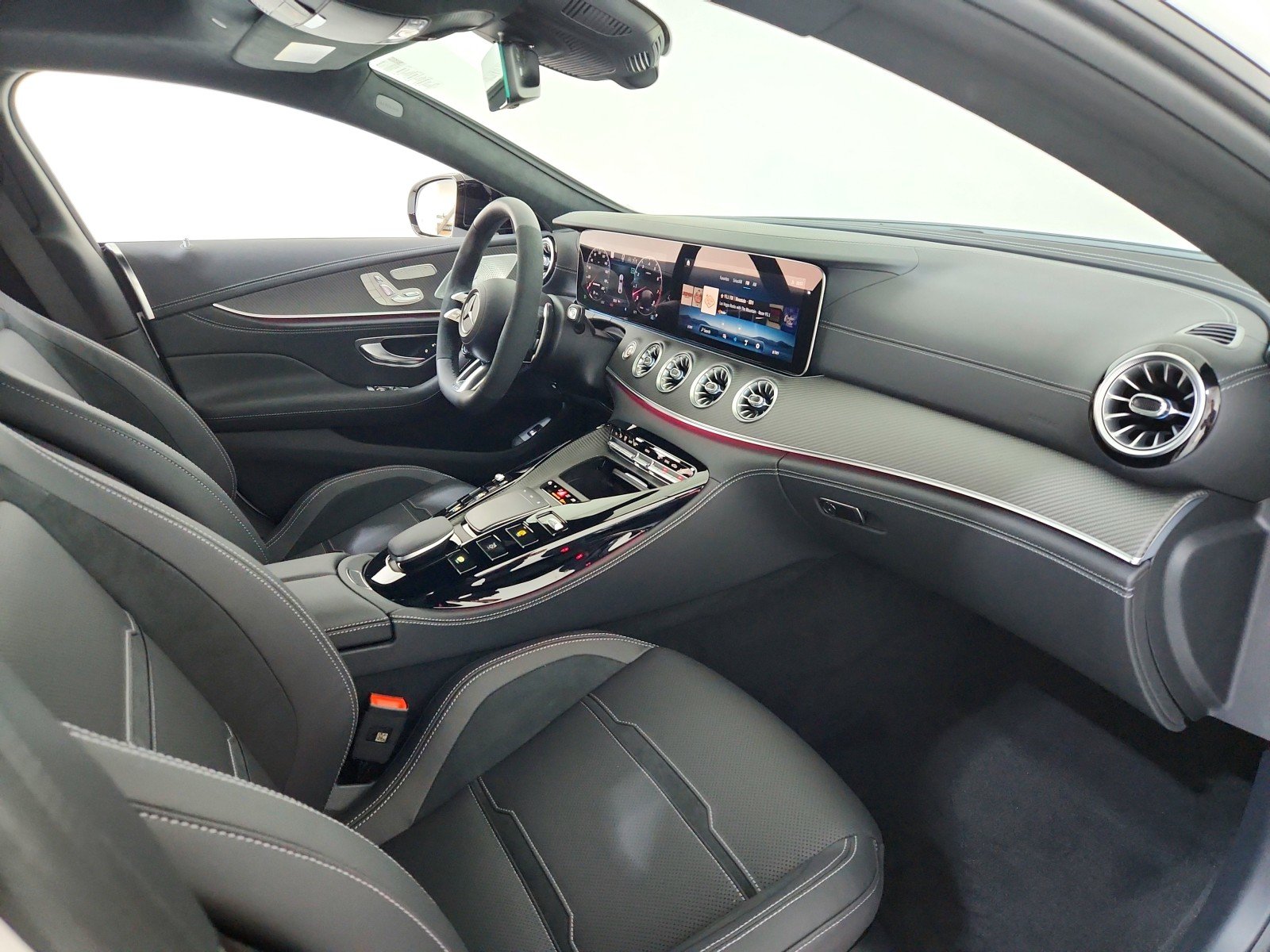 New 2026 MANUFAKTUR Moonlight White Metallic Mercedes-Benz AMG® GT 43 4-Door Coupe image 12