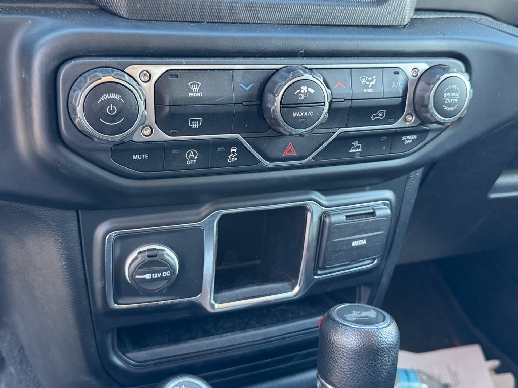 Used 2022 Gray Jeep Willys image 13