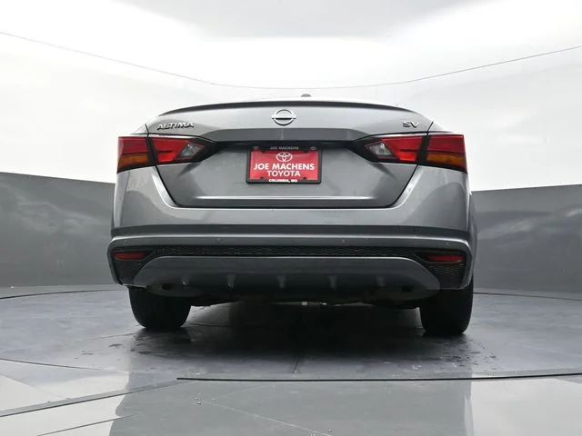 Used 2024 Gray Nissan 2.5 SV image 35