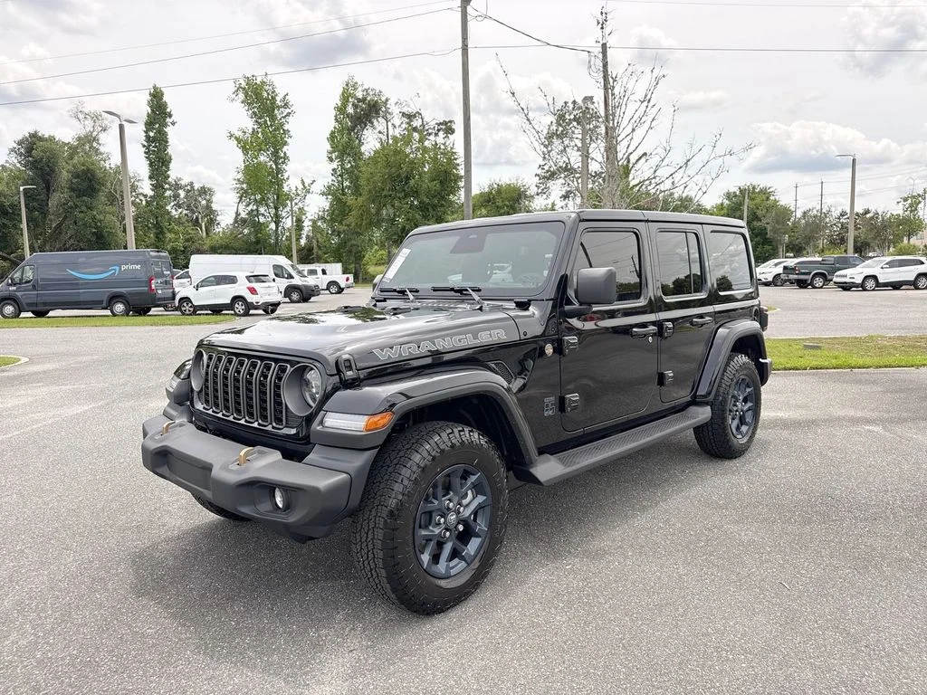 New 2026 Black Clear-Coat Exterior Paint Jeep  image 8