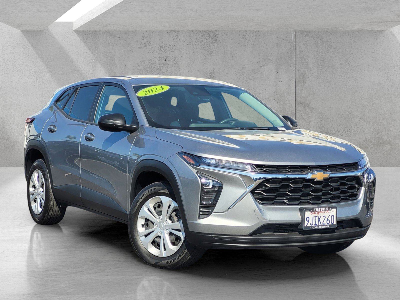 2024 Chevrolet Trax LS's photo