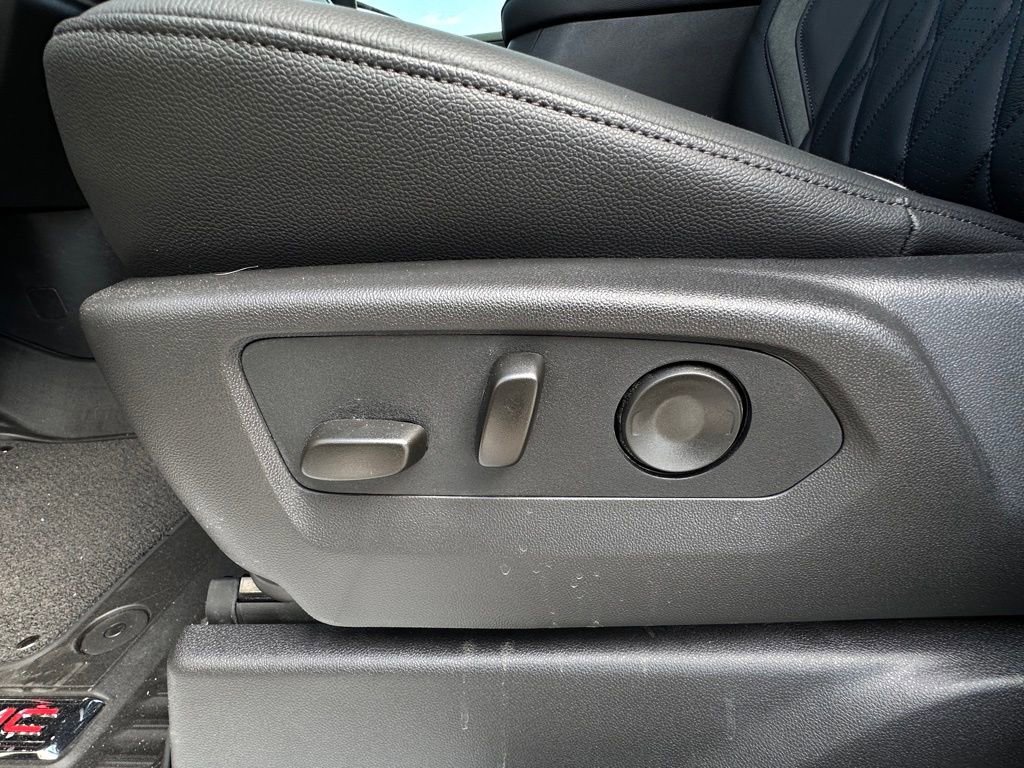 New 2026 Onyx Black GMC AT4 image 17