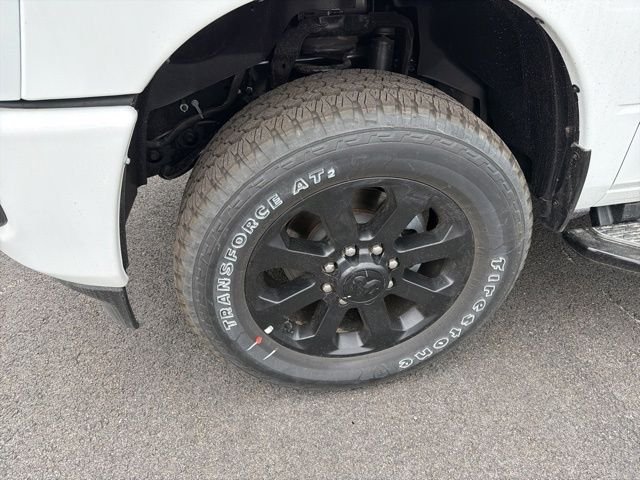New 2026 Bright White Clear-Coat Exterior Paint RAM Laramie image 8