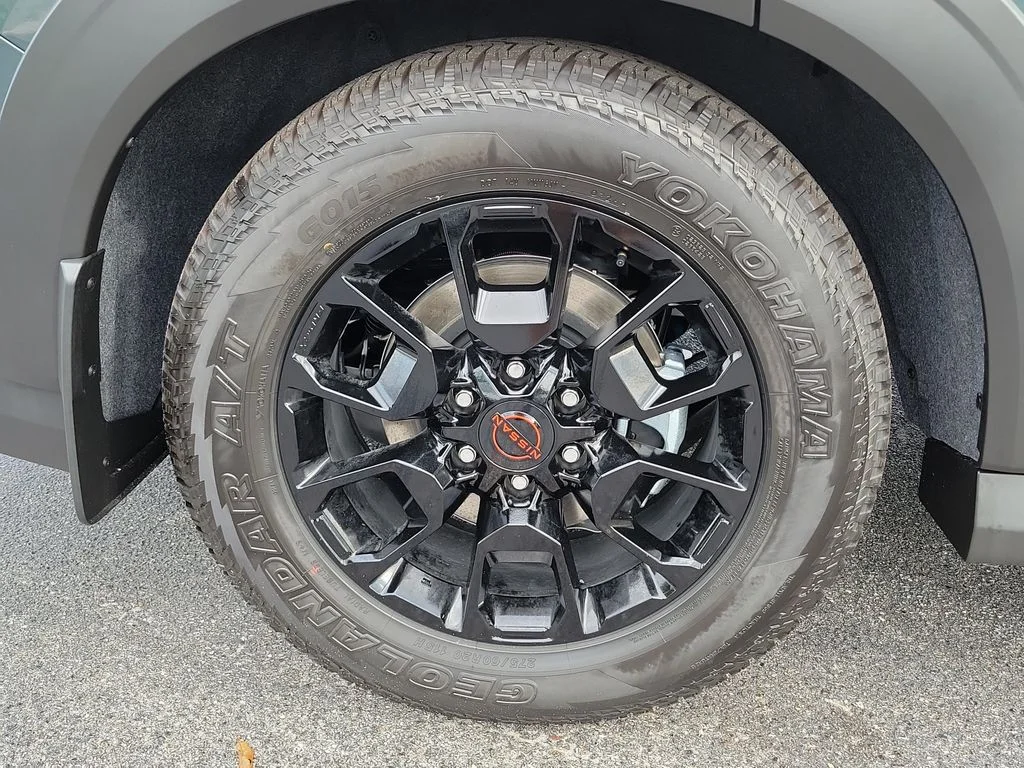 New 2026 White Nissan PRO-4X image 8