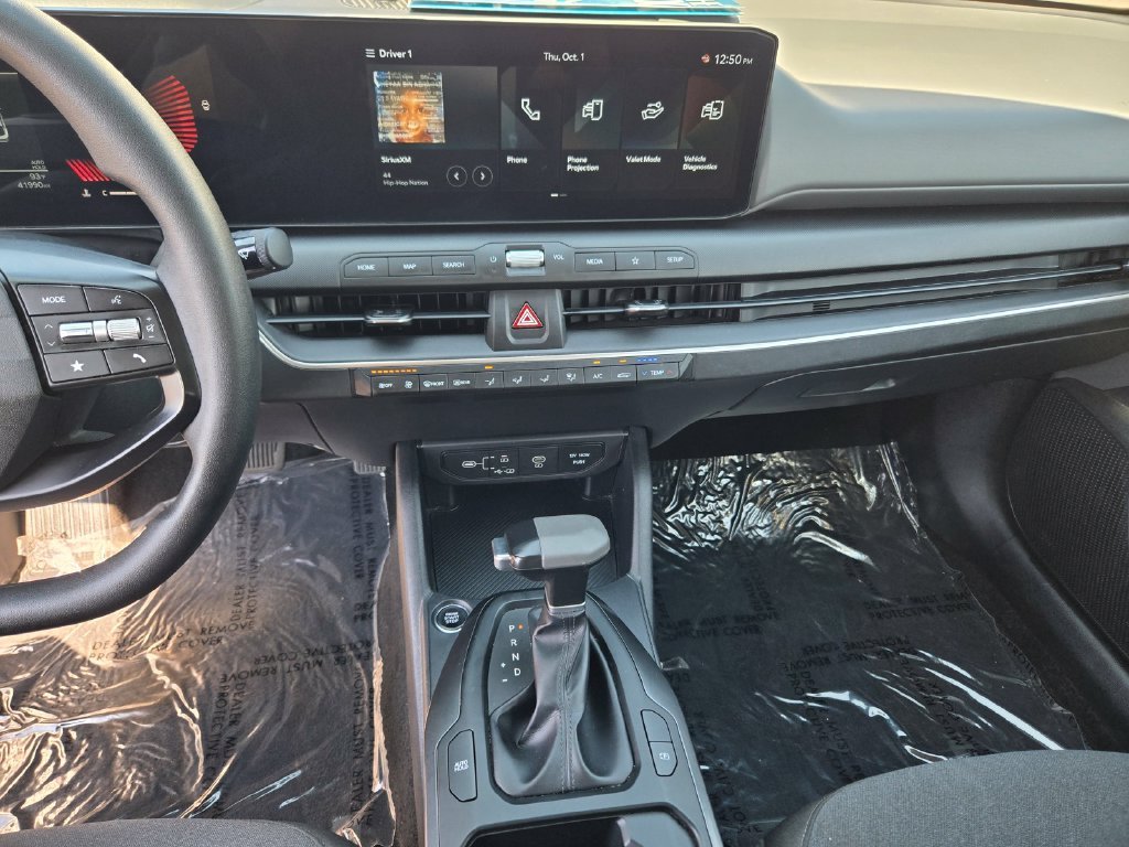 Used 2025 Gray Kia LXS image 17