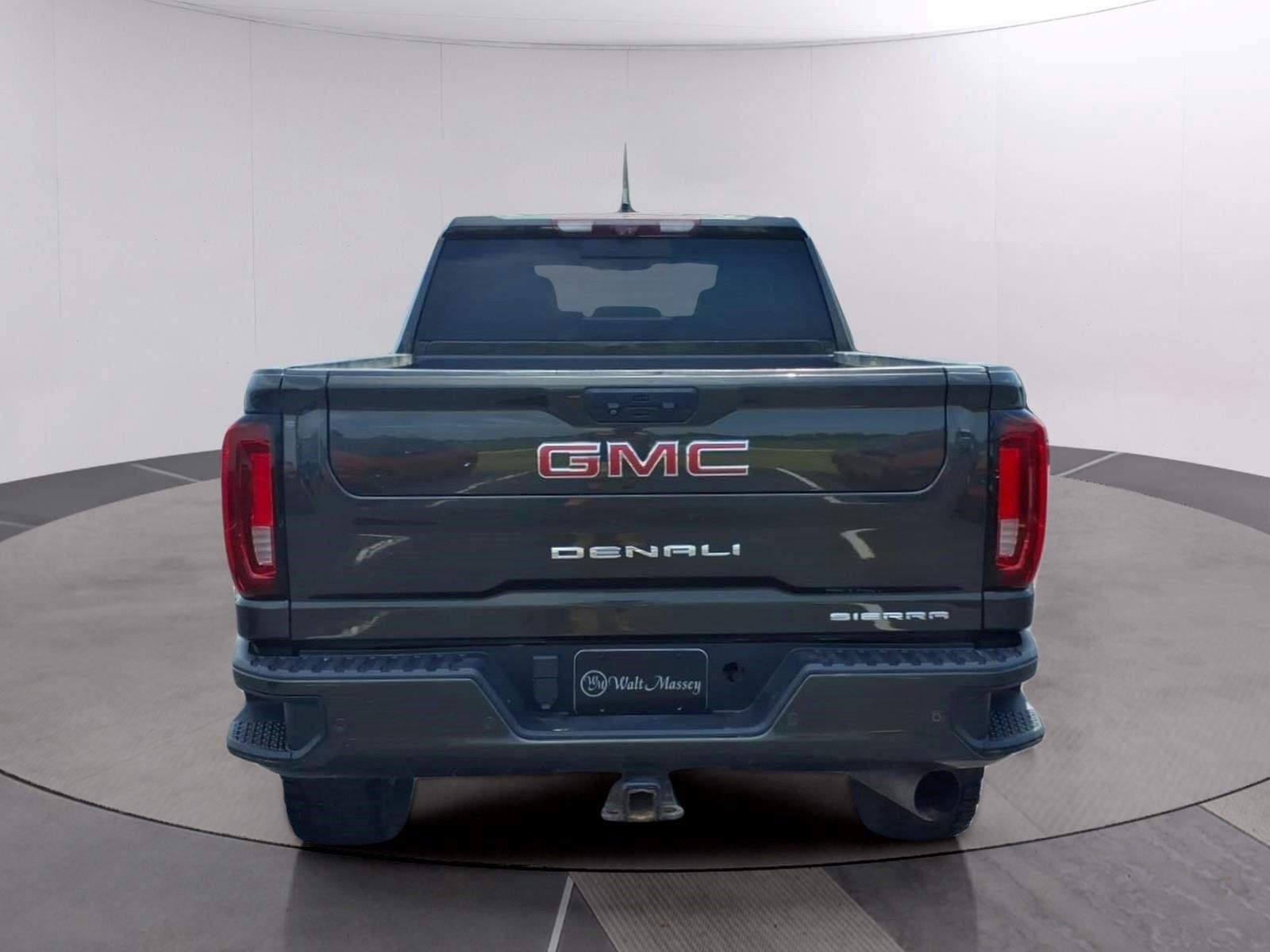 Used 2022 FOREST METALLIC GMC Denali image 4