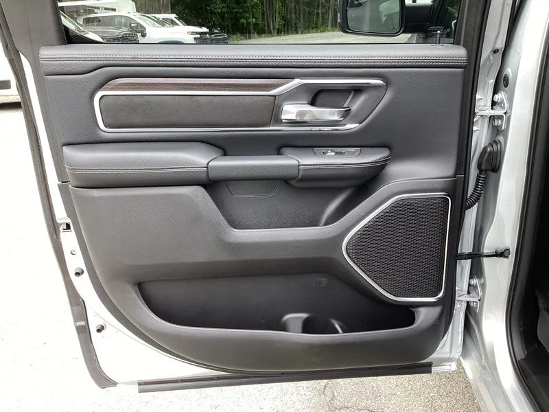 New 2026 Silver Zynith Exterior Paint RAM Laramie image 16