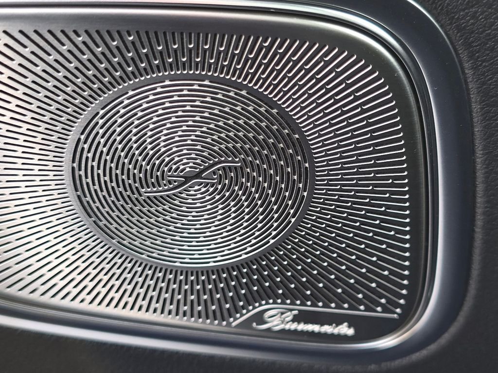 New 2026 Black Mercedes-Benz GLC 300 image 26