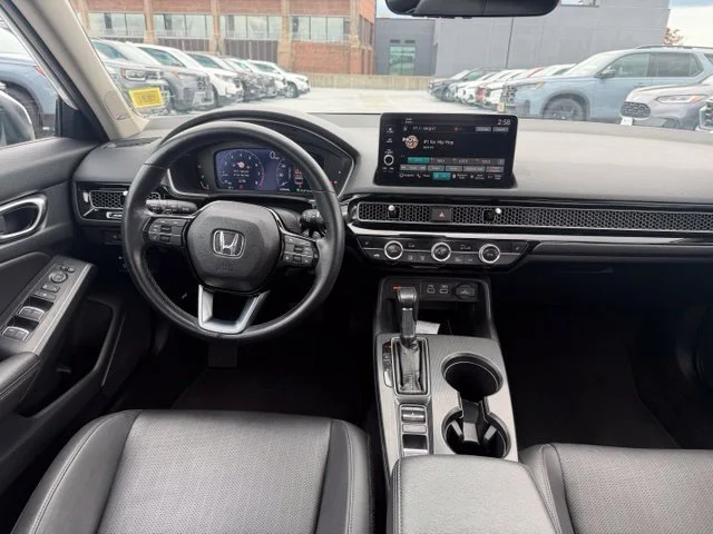 Used 2024 White Honda Touring image 20