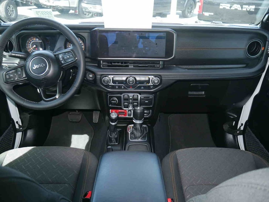Certified Used 2026 White/off-white Jeep Mojave image 5