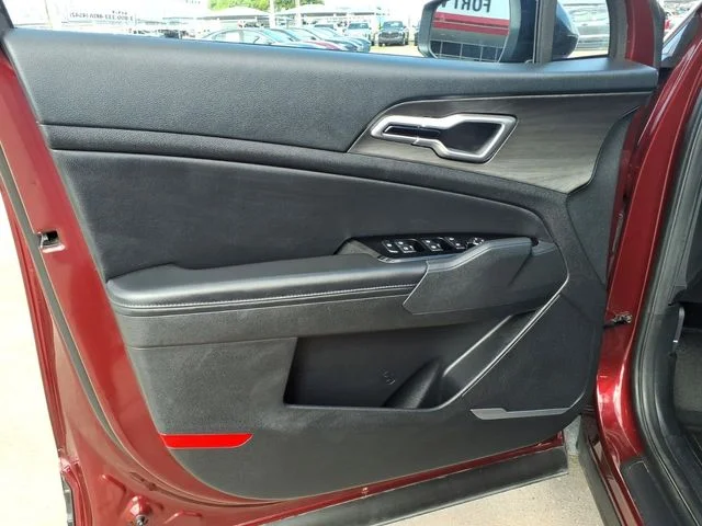 Used 2024 Red Kia X-Line image 25