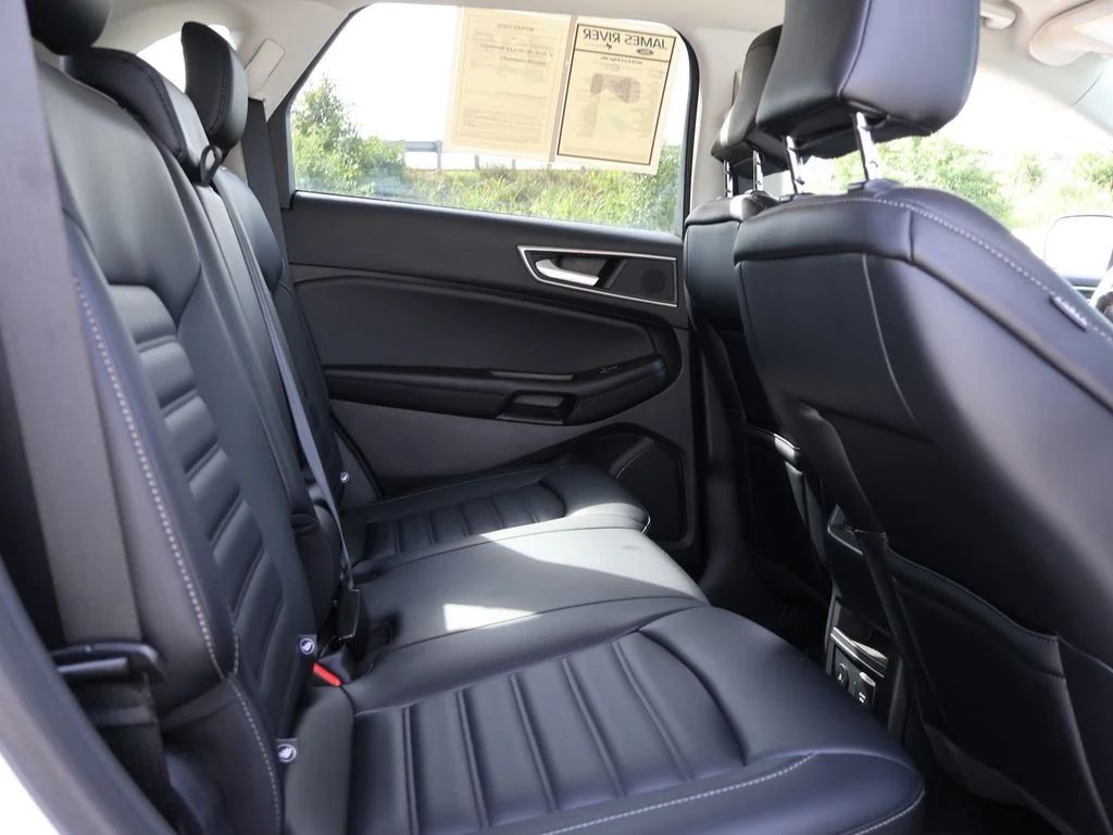 Certified Used 2024 Oxford White Ford SEL image 14