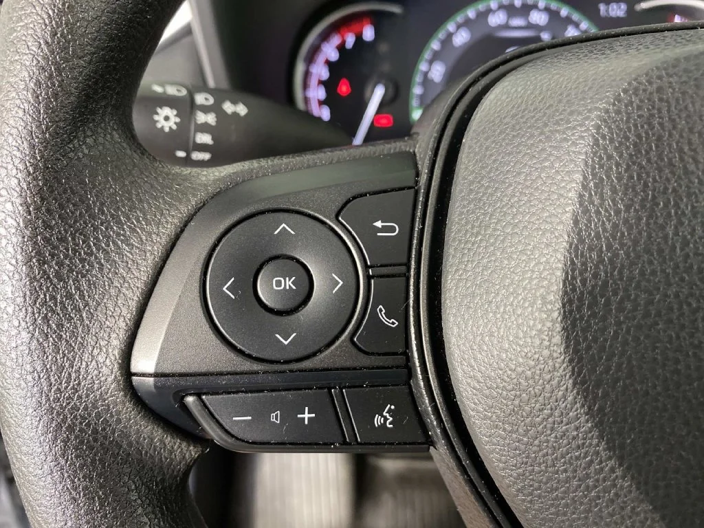 Used 2025 Silver Sky Metallic Toyota LE image 15