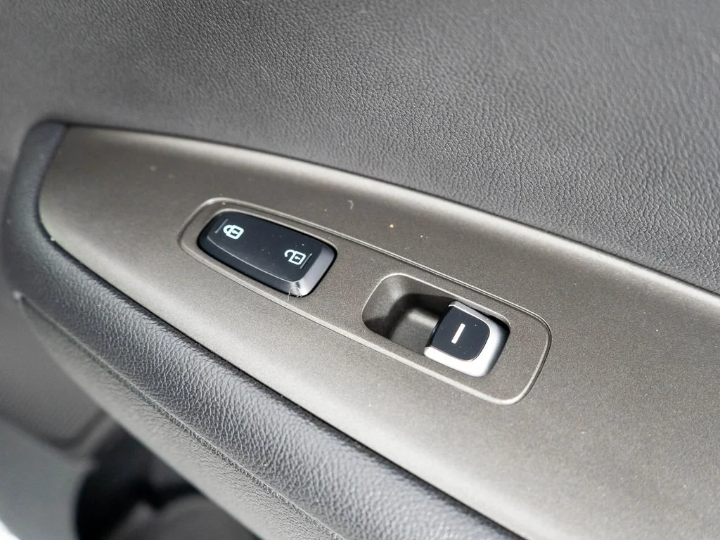 Used 2016 Gray Kia LX image 9