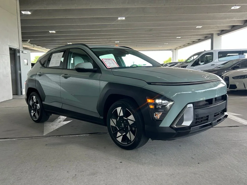 Used 2024 Mirage Green Hyundai SEL image 2