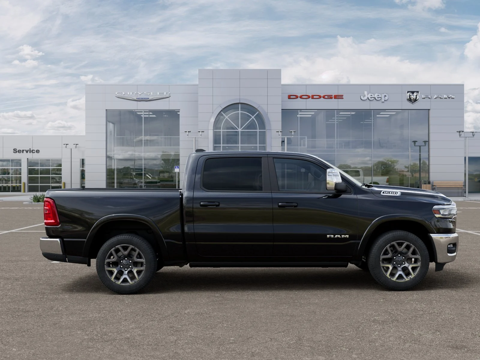 New 2026 Diamond Black Crystal Pearl-Coat Exterior Paint RAM Laramie image 48