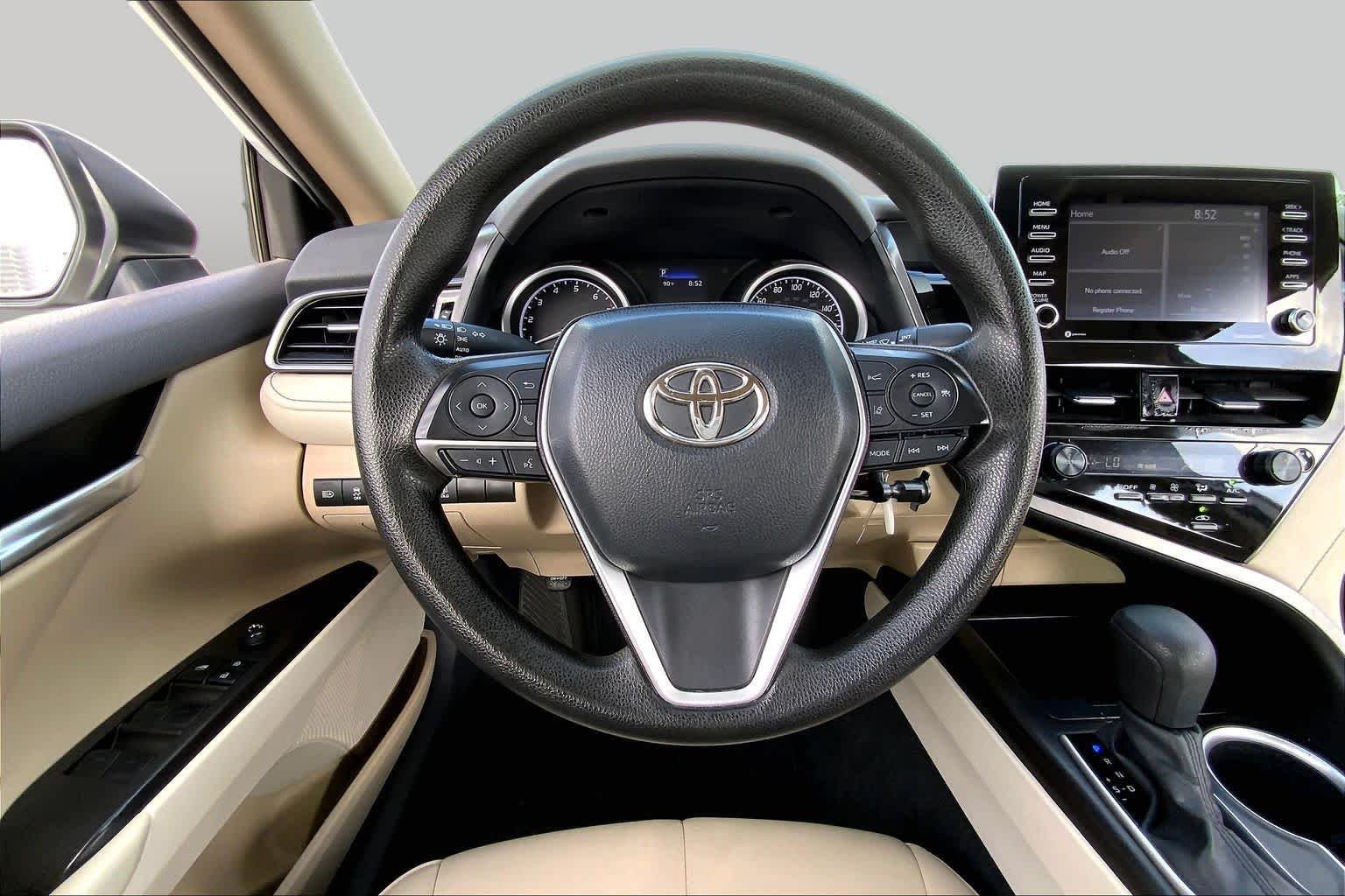 Used 2023 Ice Cap Toyota LE image 6