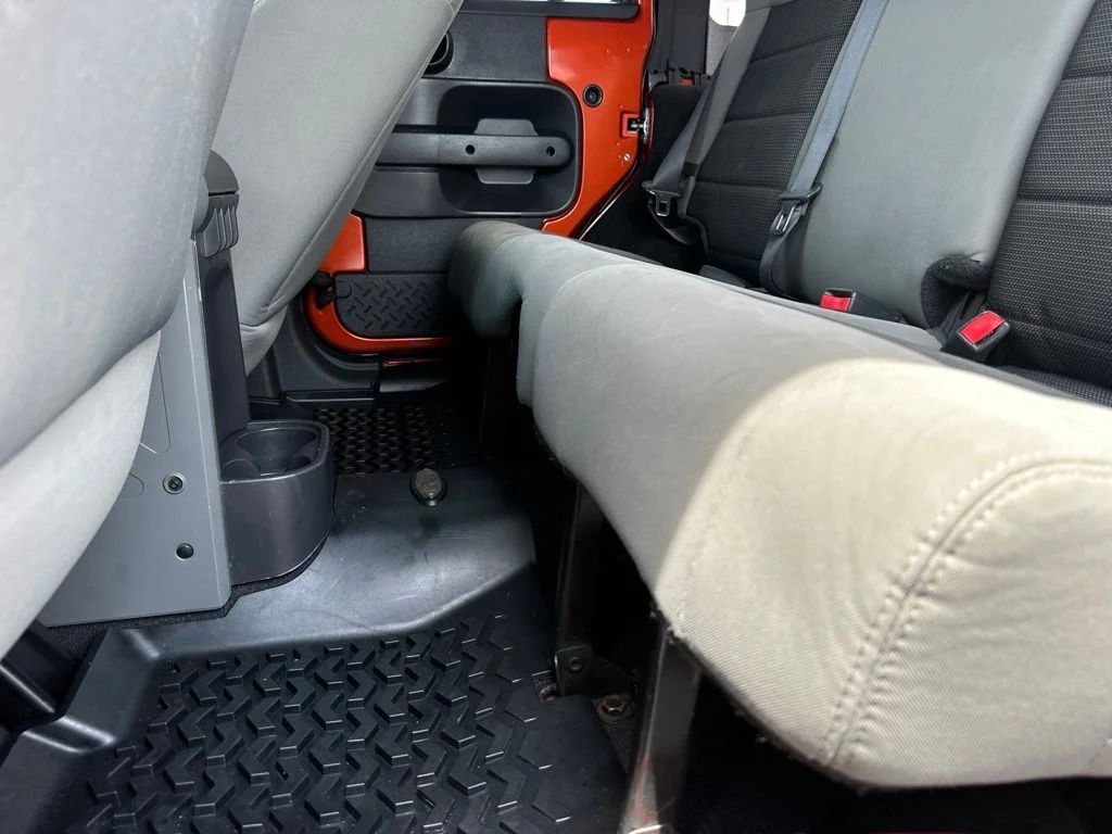 Used 2009 Orange Jeep Unlimited X image 18