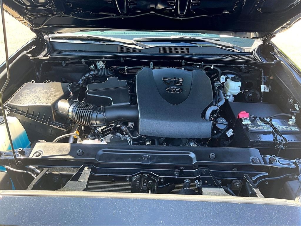 Used 2023 Black Toyota SR5 image 28