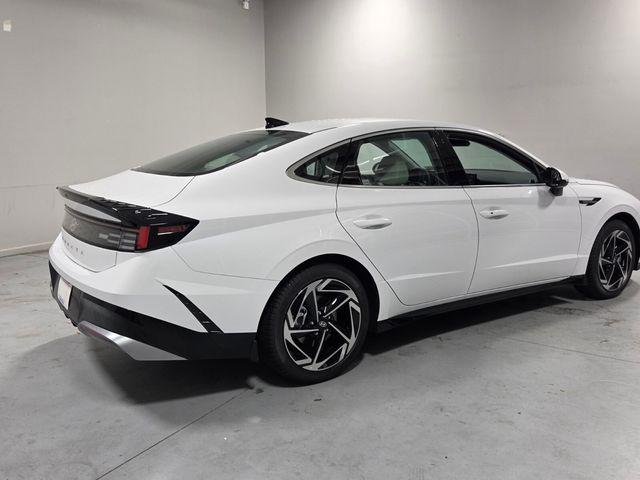 New 2026 White Hyundai SEL Sport image 12