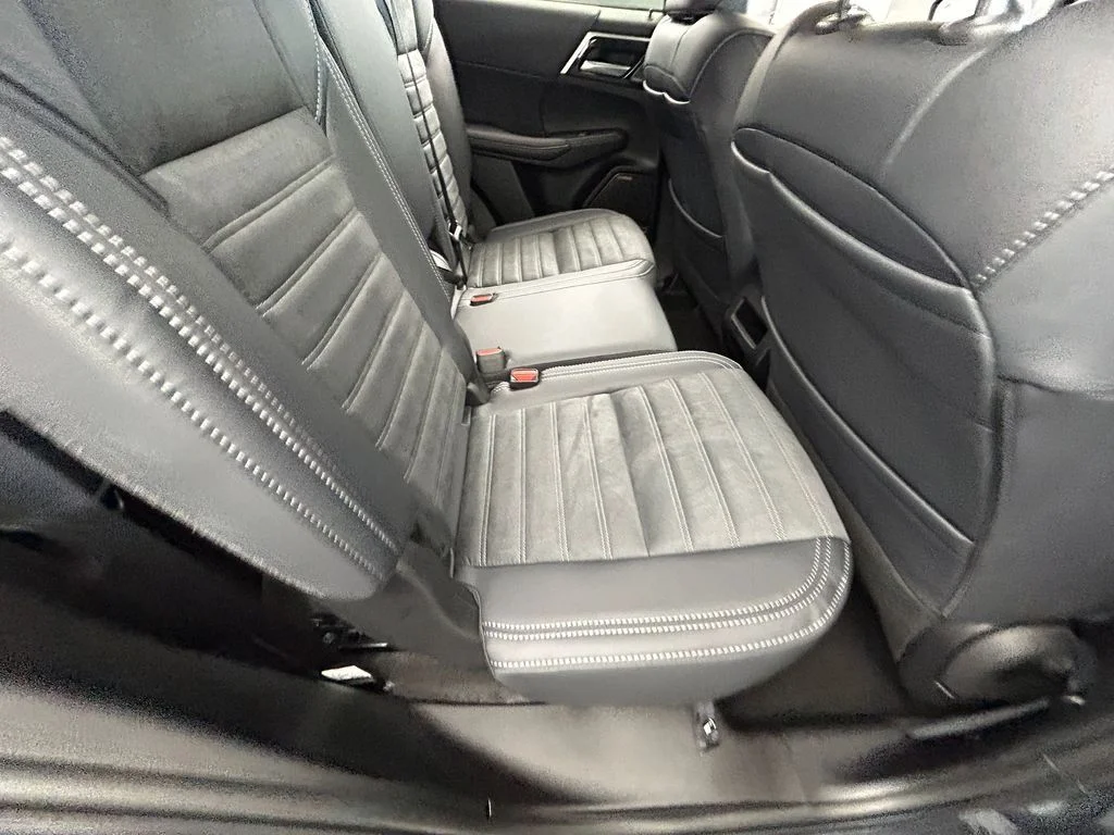 New 2026 Graphite Gray Mitsubishi SE 1.5T 2WD image 36