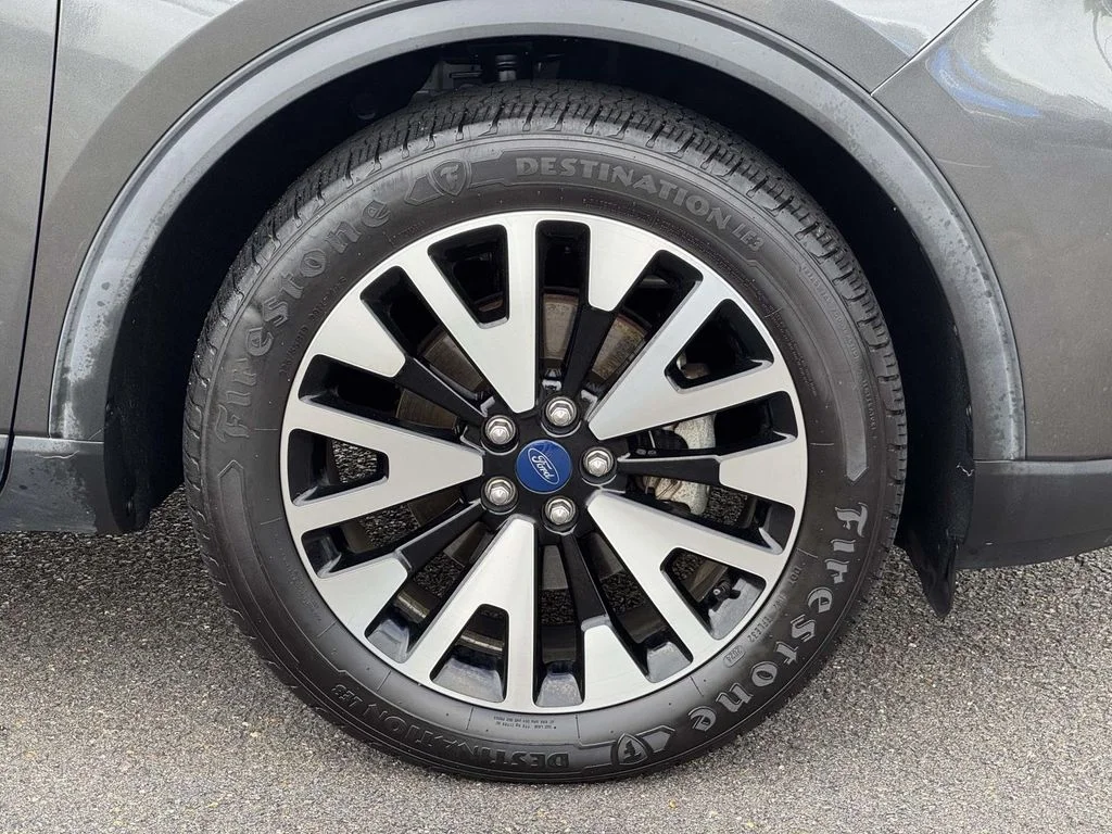 Used 2020 Gray Ford SE Sport image 12