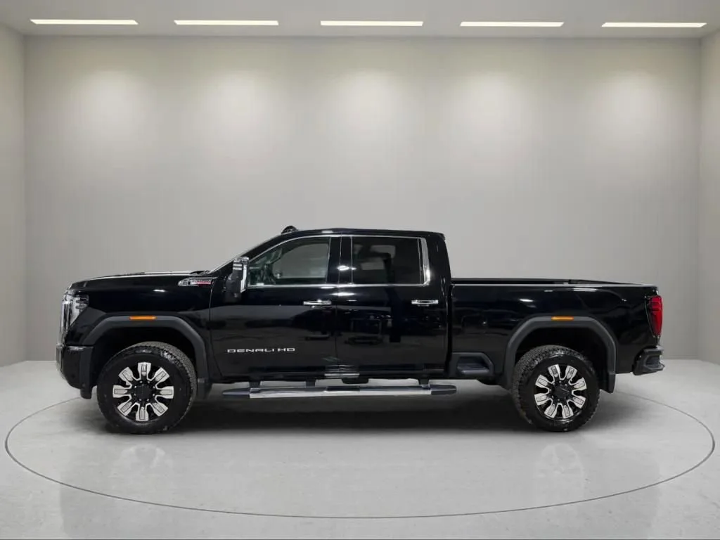 Certified Used 2024 Onyx Black GMC Denali image 8