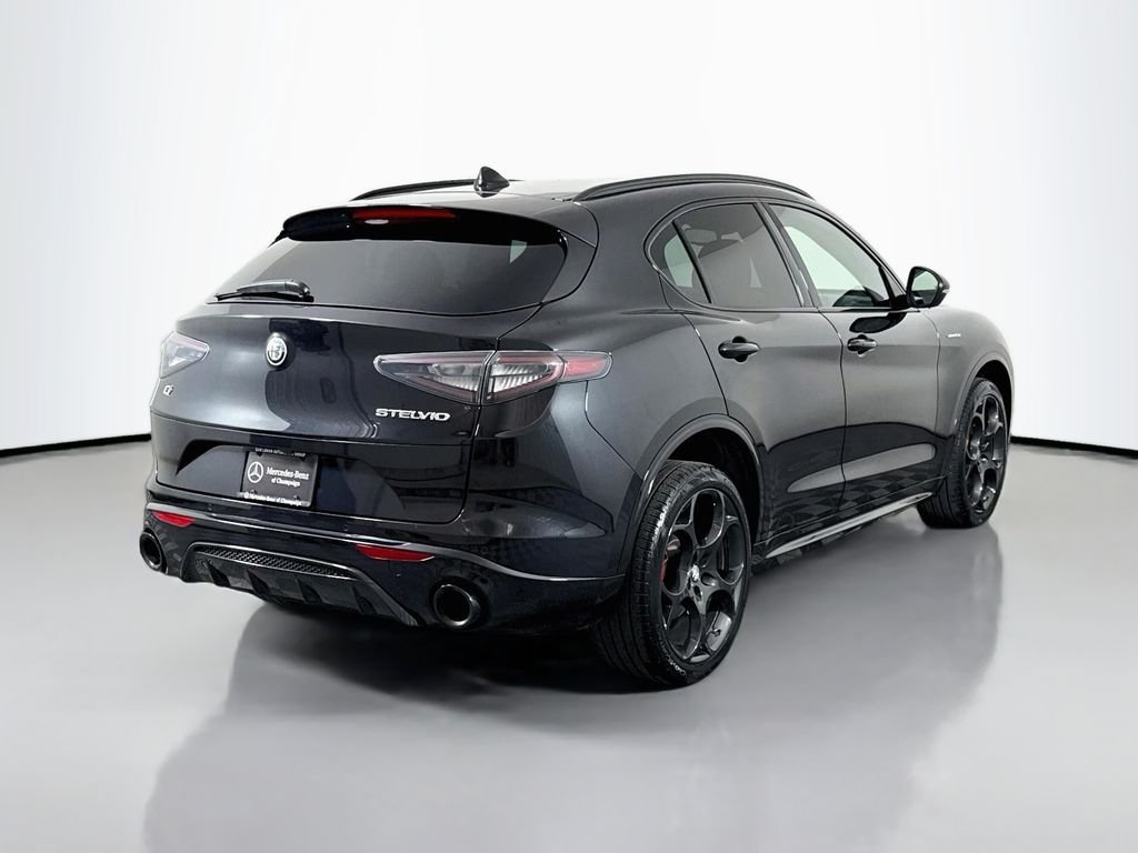 Used 2025 Black Alfa Romeo Veloce image 7