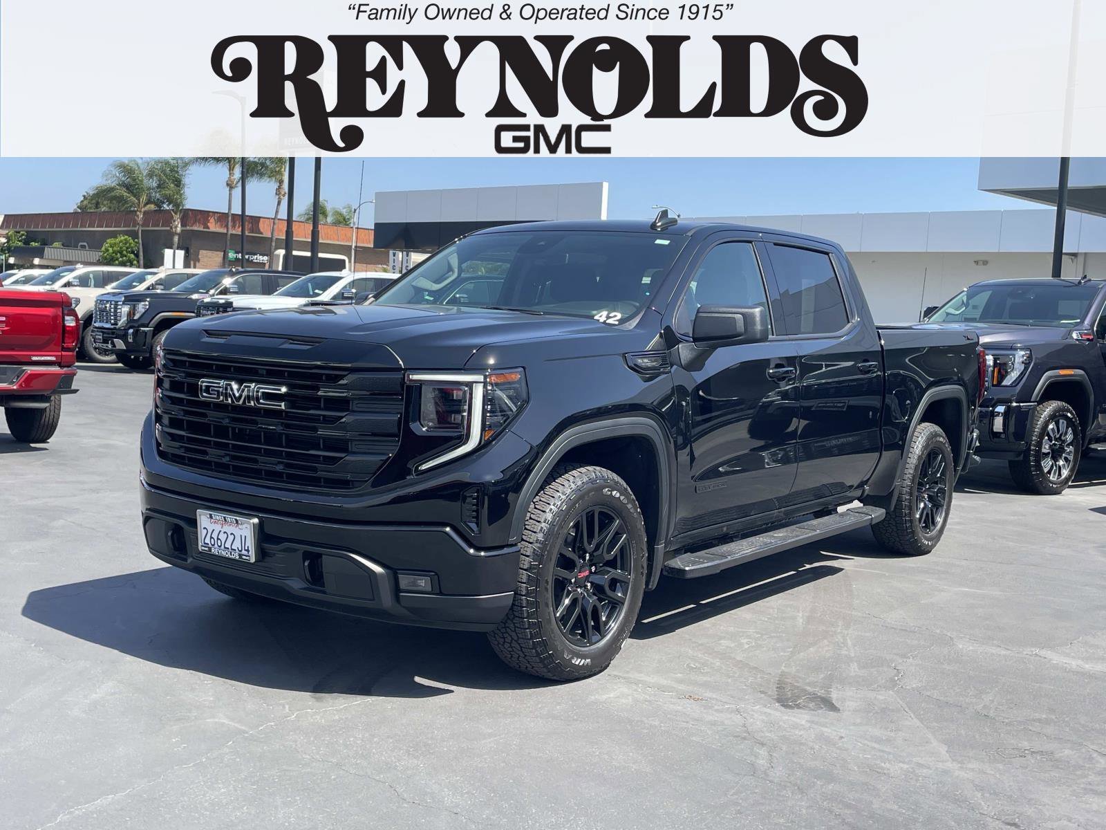 2026 GMC Sierra 4WD Crew Cab Short Box Elevation's photo