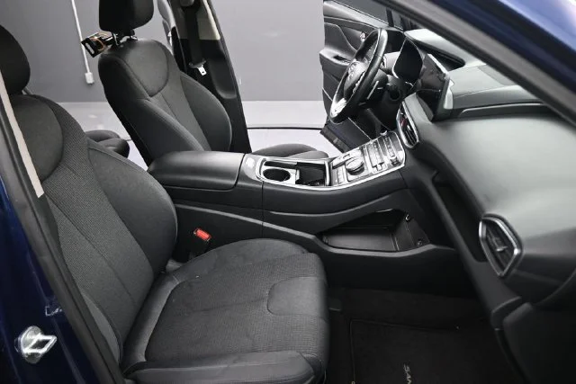 Used 2023 Blue Hyundai SEL image 14