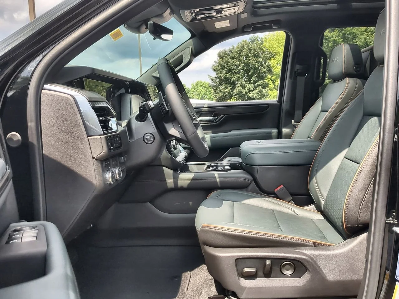 New 2026 Onyx Black GMC AT4 image 20