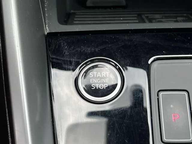 Used 2024  Audi 40 Premium image 26