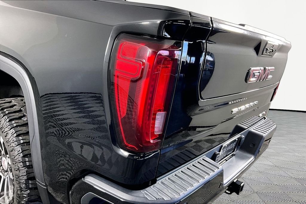 Used 2021 Black GMC AT4 image 23