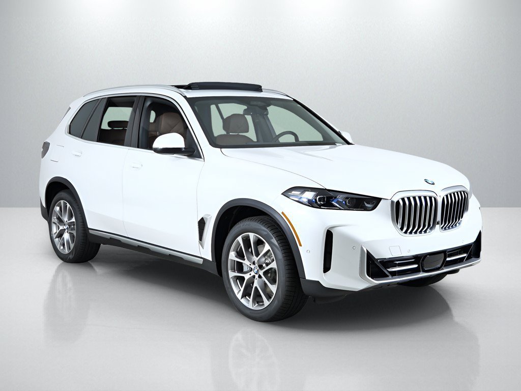 Used 2026 Mineral White Metallic BMW xDrive40i image 8