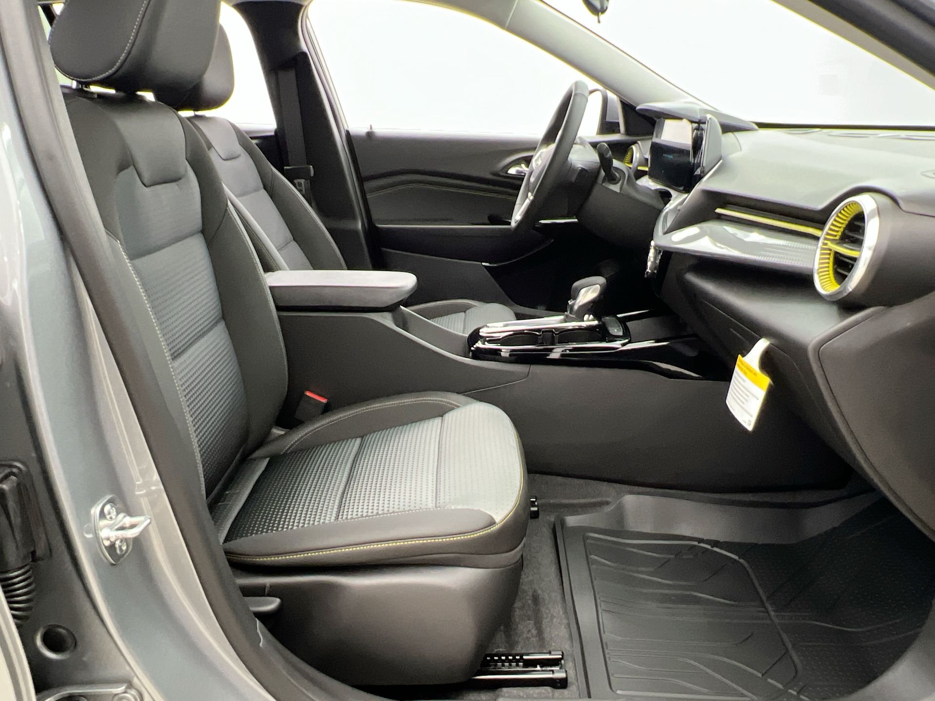 2026 Chevrolet Trax LT - Photo 82