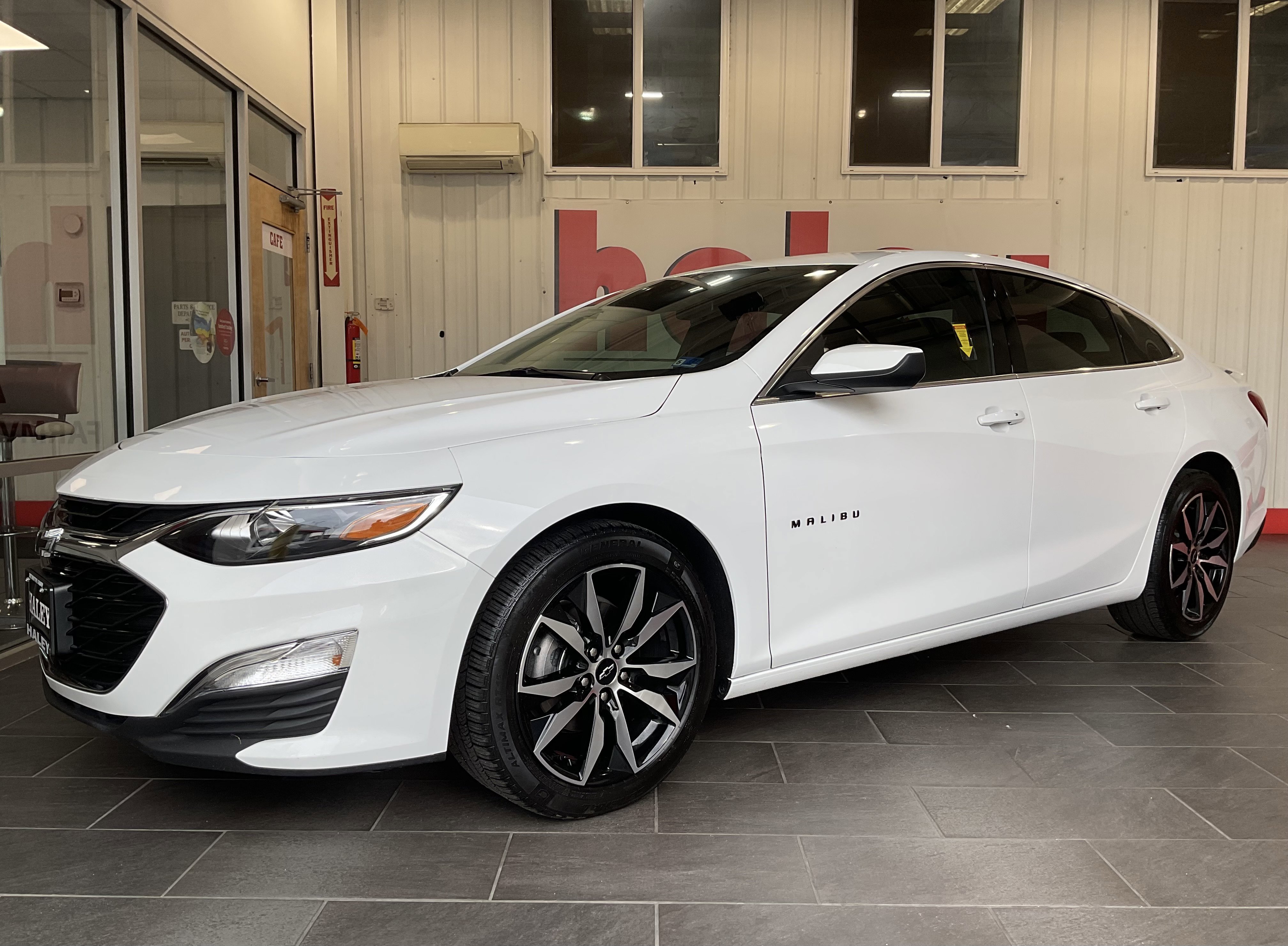Used 2025 Summit White Chevrolet RS image 2