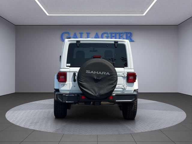 Used 2018 White Jeep Sahara 4x4 image 6