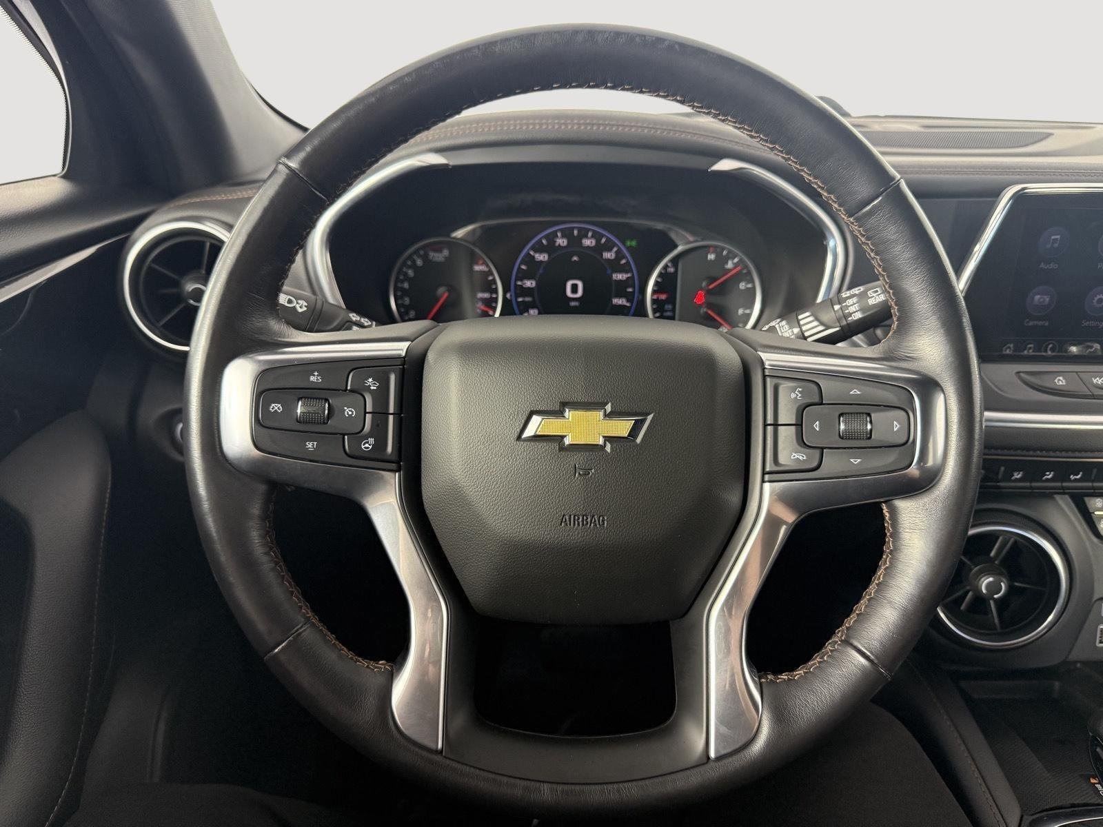 Used 2020 Midnight Blue Metallic Chevrolet Premier image 17