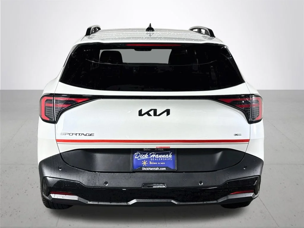 New 2026 Snow White Pearl Kia X-Line Prestige image 7
