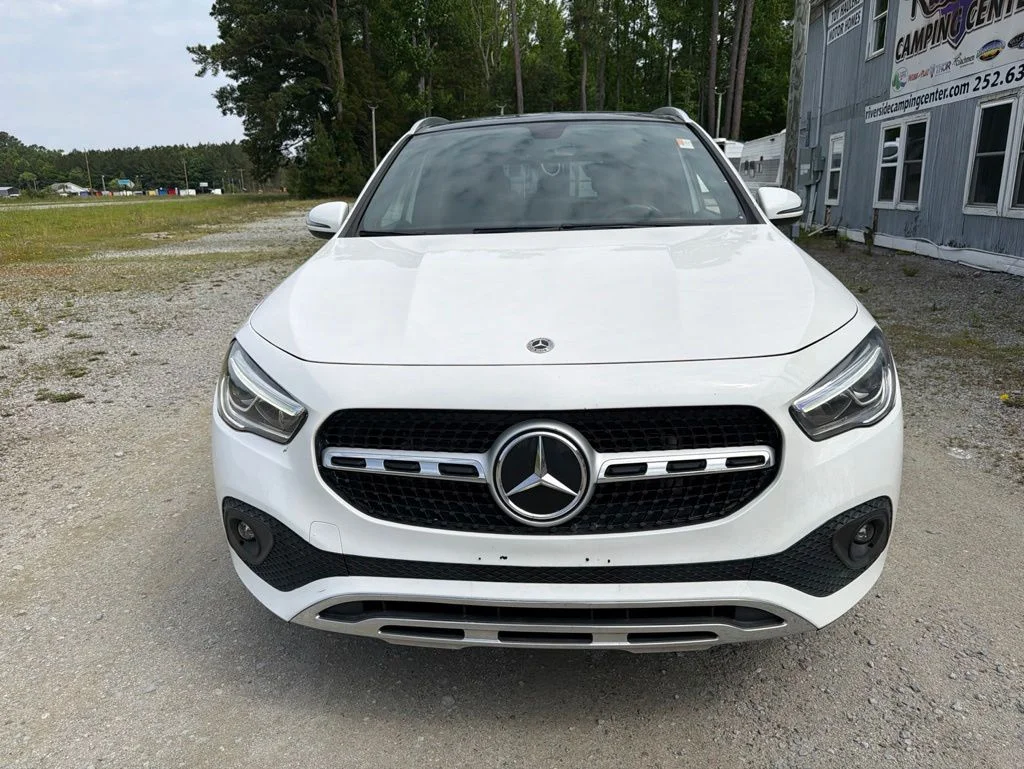Used 2021 White Mercedes-Benz GLA 250 image 2