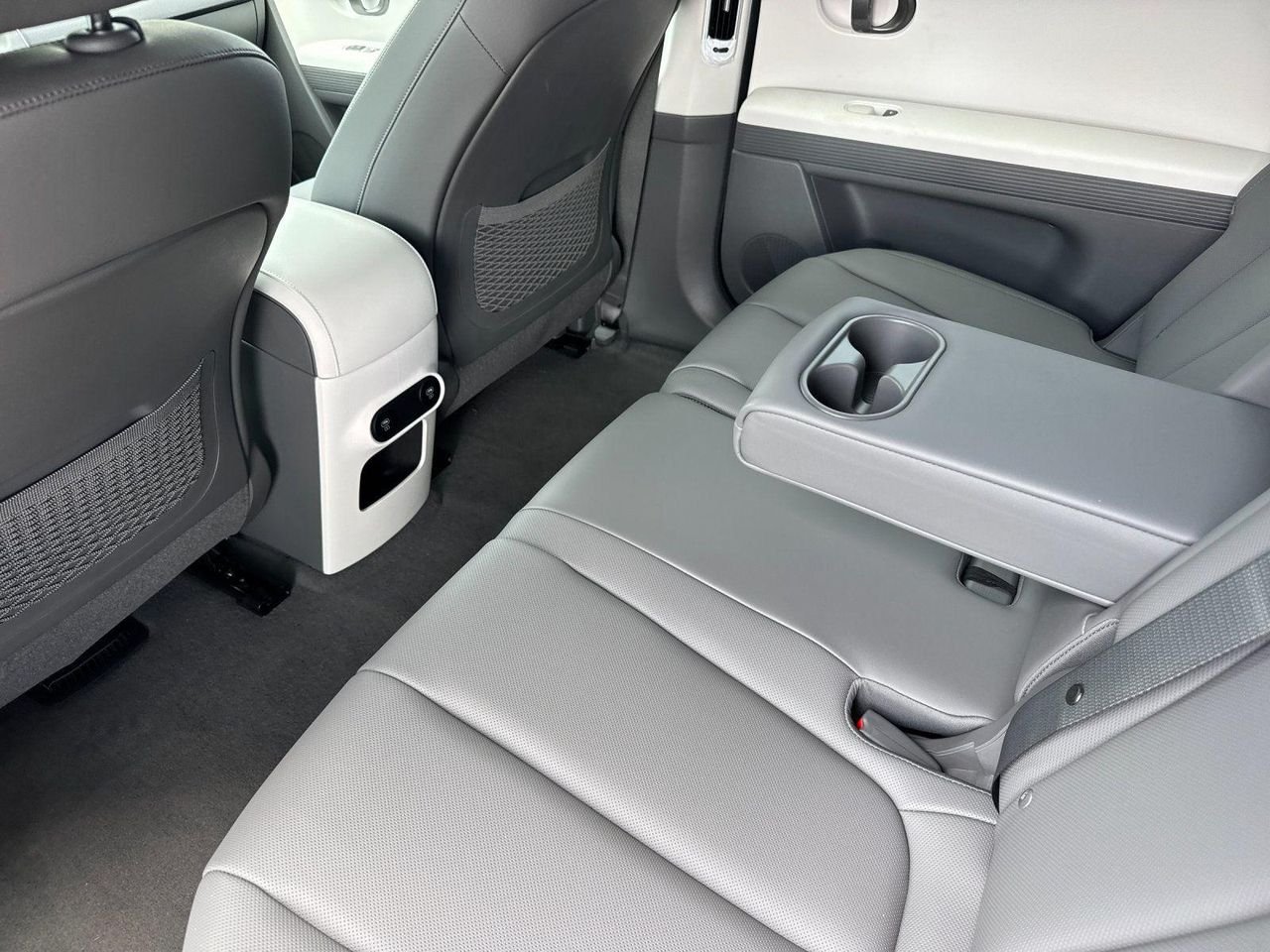 New 2026 White Hyundai SEL image 11