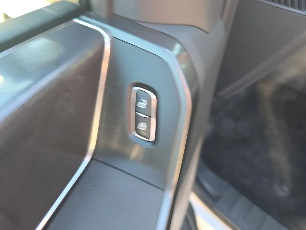 Used 2021 White Ford  image 13