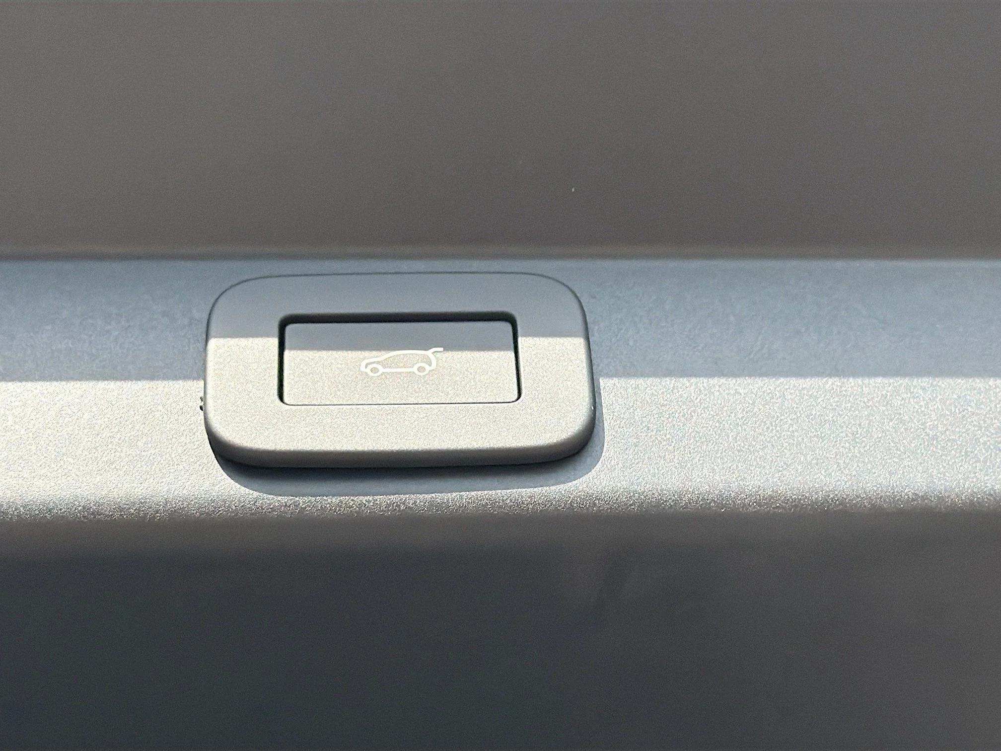 New 2026 Borasco Grey Metallic Land Rover Dynamic SE image 14
