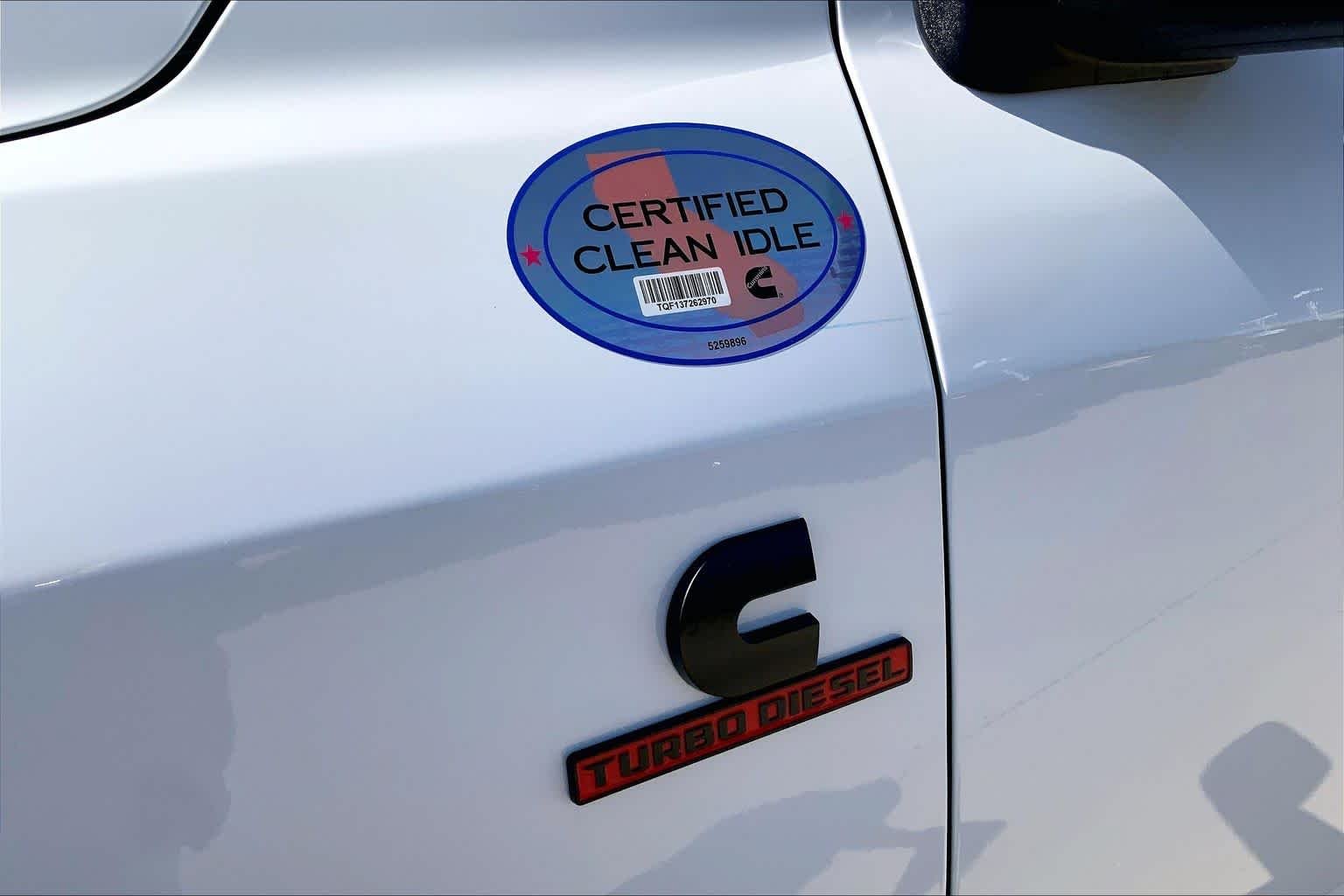 New 2026 Bright White Clear-Coat Exterior Paint RAM Tradesman image 16